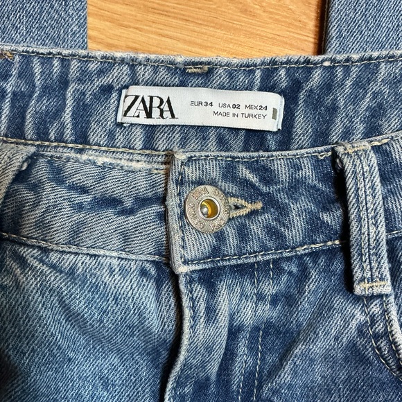 Zara High Rise Ripped Denim Jeans - Picture 6 of 9